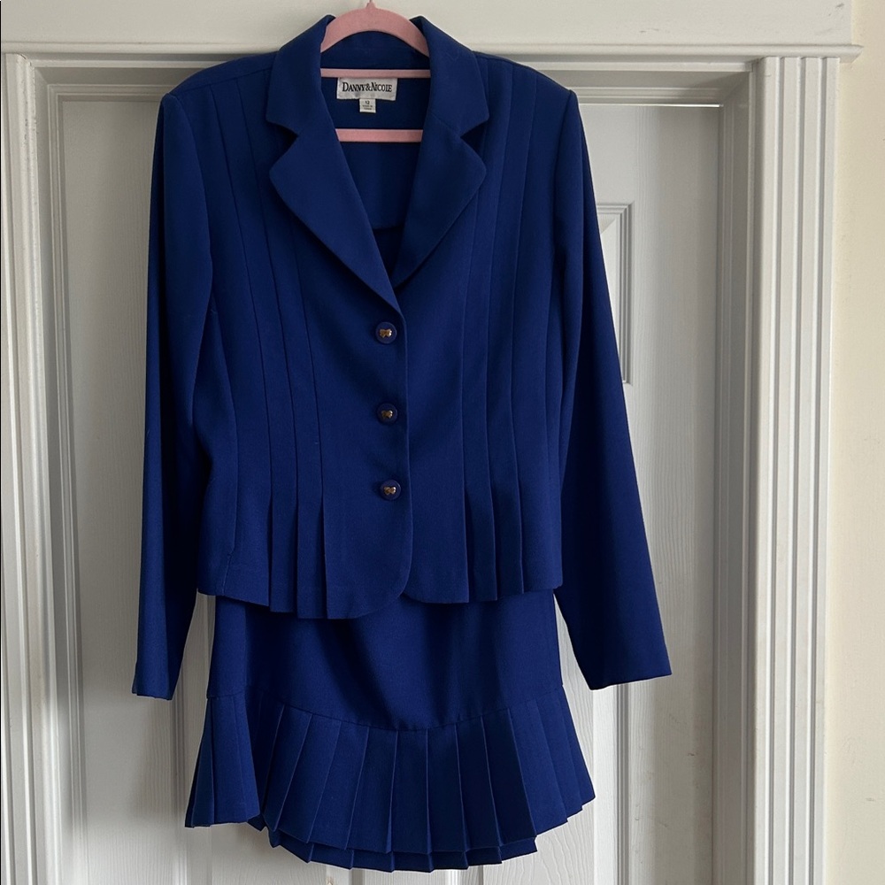 Danny & Nicole Elegant Blue Skirt Set